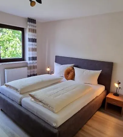 / Scheid Pensión 3*