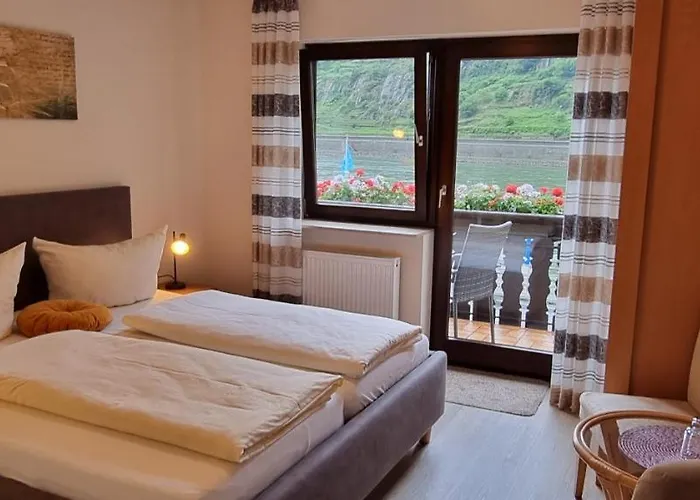 / Scheid בית הארחה 3*