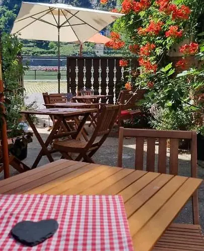 / Scheid בית הארחה Kestert