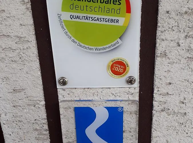 Casa de hóspedes / Scheid